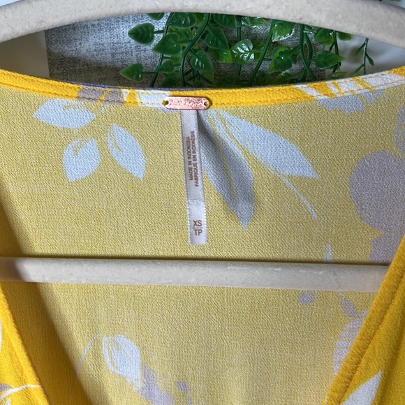 Free People Blouse - Picture 5 of 6